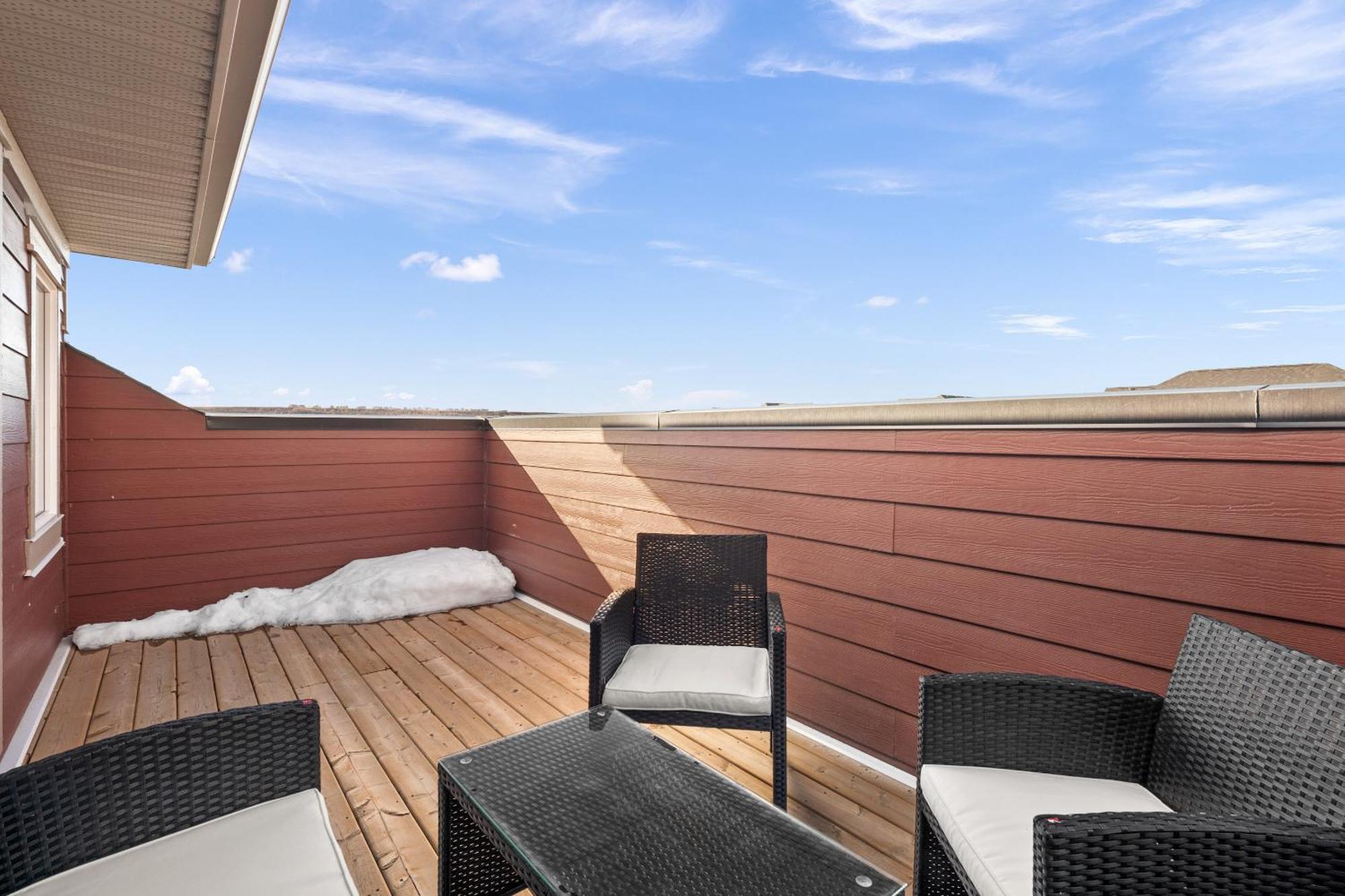Globalstay New Apartments In Cranbrook Free Street Parking YYC Kültér fotó