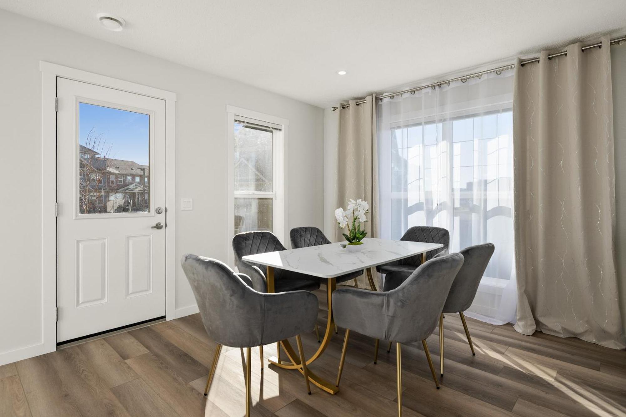 Globalstay New Apartments In Cranbrook Free Street Parking YYC Kültér fotó
