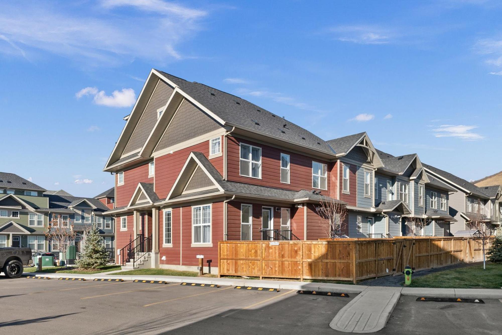 Globalstay New Apartments In Cranbrook Free Street Parking YYC Kültér fotó