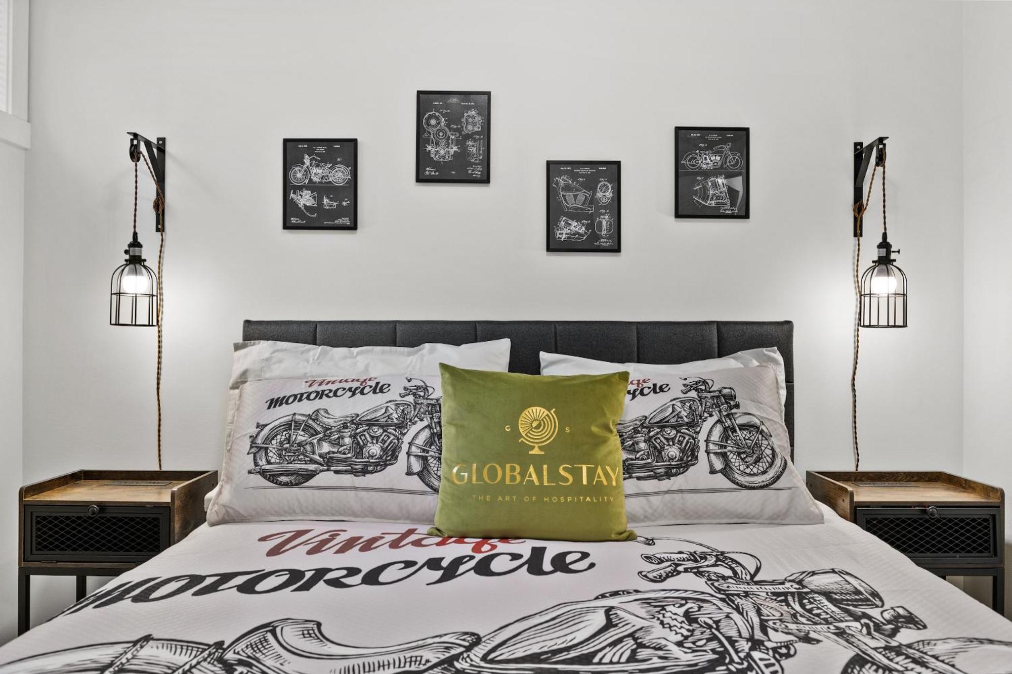 Globalstay New Apartments In Cranbrook Free Street Parking YYC Kültér fotó